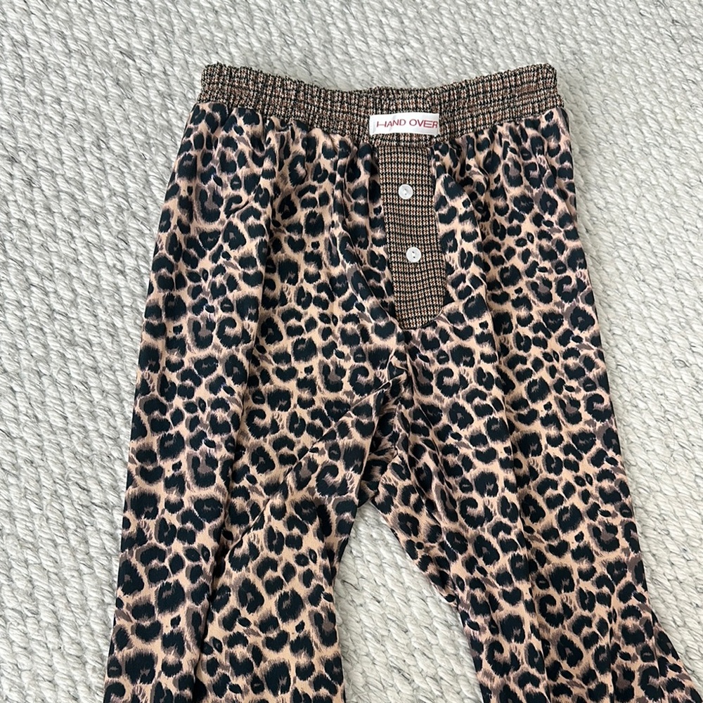 Leopard Print hand over pants